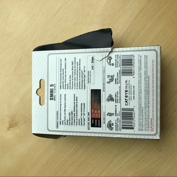 New in Box Cat Eye Omni5 Bike Light. - Picture 4 of 6